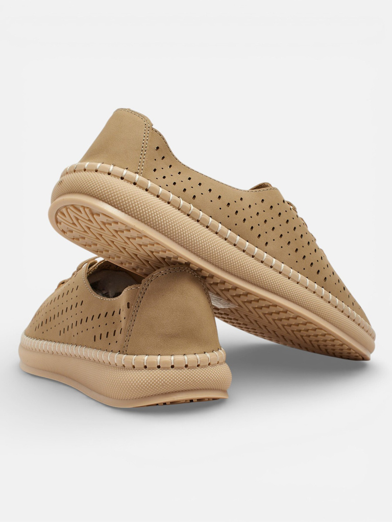 Dámske slip-on topánky Resti Eddier