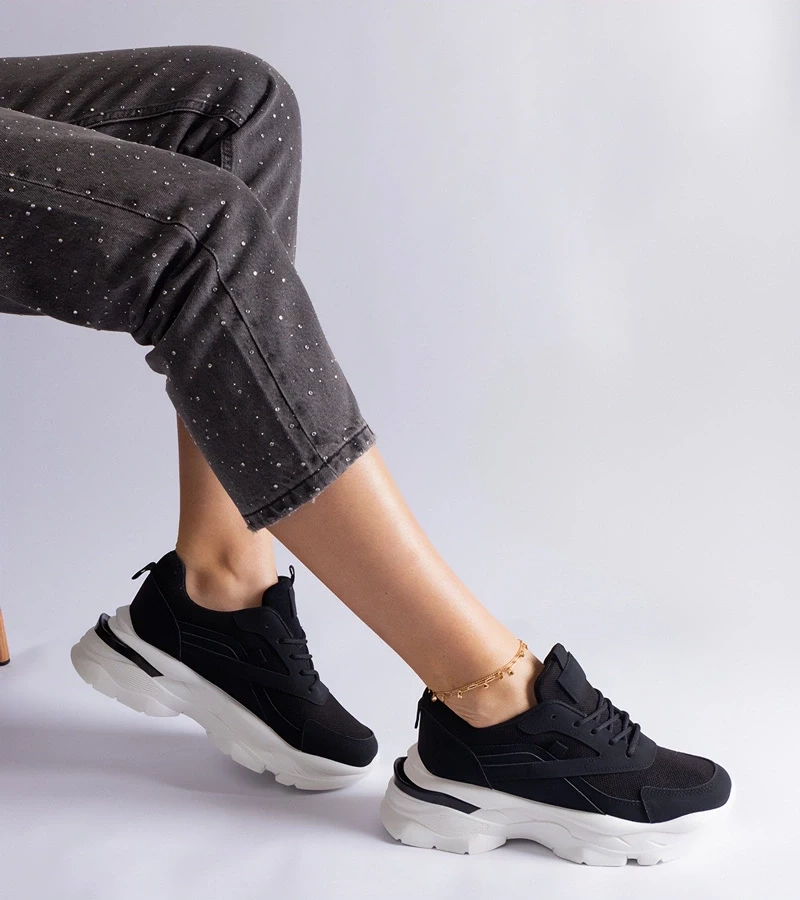 Gemre Adidași negri cu talpă mai groasă Guerrera