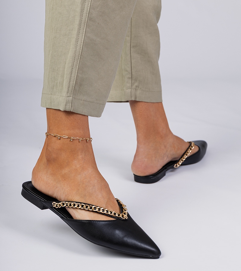 marka niezdefiniowana Black elegant slides decorated with a chain Gerita