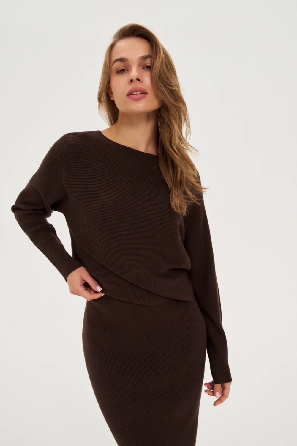 Marisse WOMEN'S SWEATER Z-SW-4801 BROWN