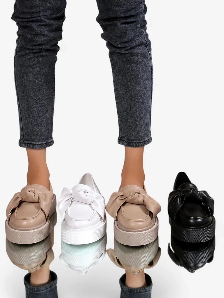 Resti Elegant women’s moccasins with a bow Ortto