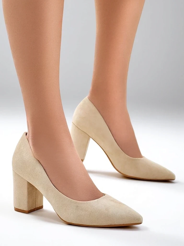 Resti Women's eco suede heeled pumps Ugandes