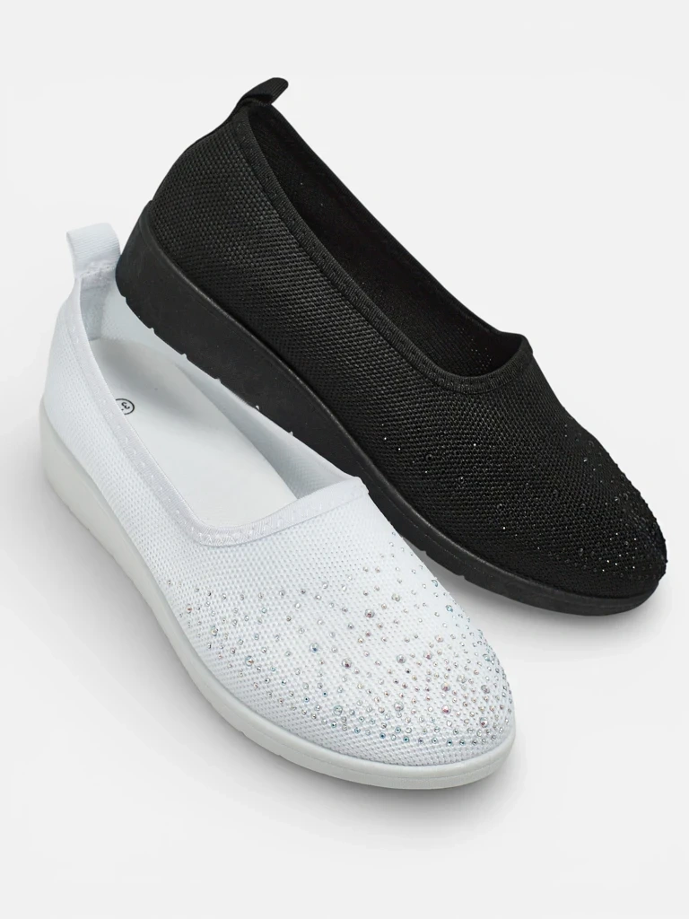 Dámske Slip-On topánky s kamienkami