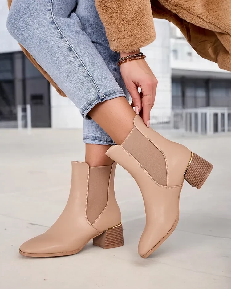 Resti Women&#039;s ankle boots on low heels Eterra