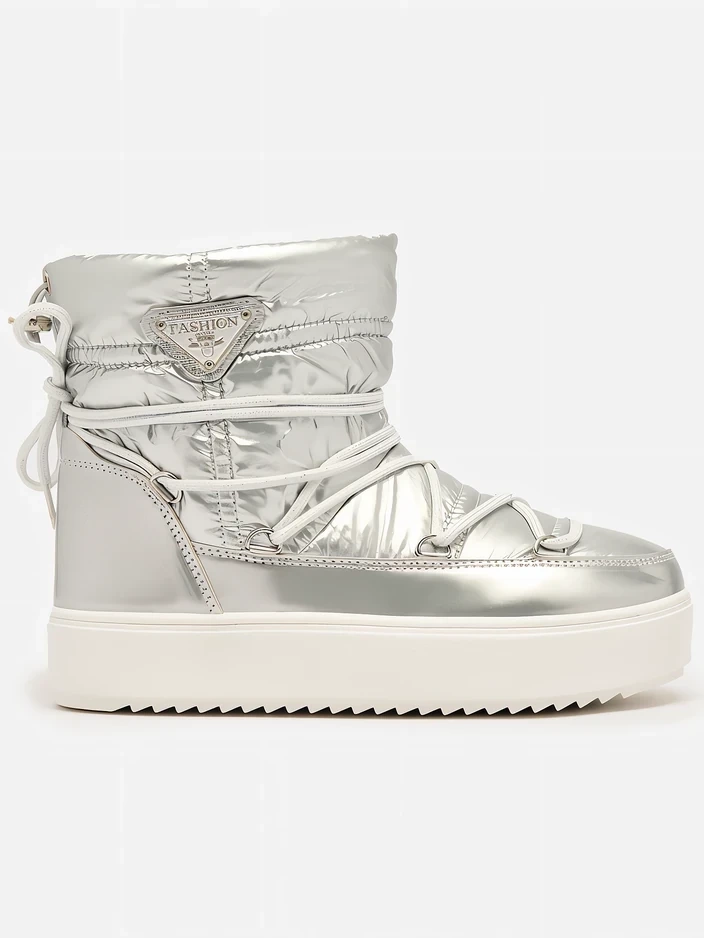 Resti Women&#039;s silver Vevnose slip-on boots a&#039;la snow boots
