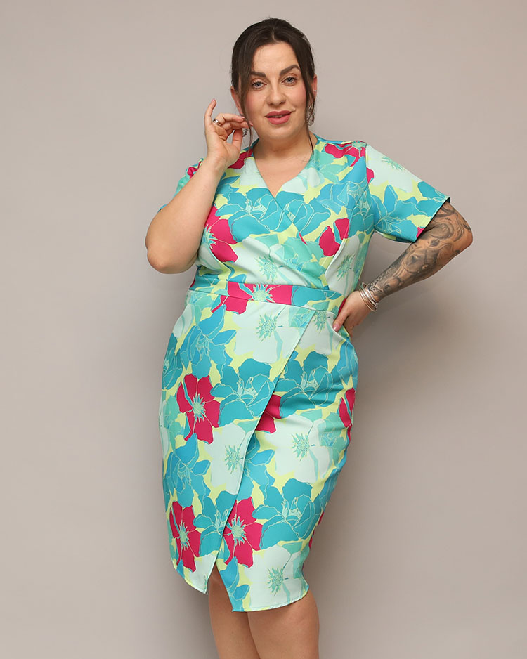 Resti Women's floral fabric dress PLUS SIZE