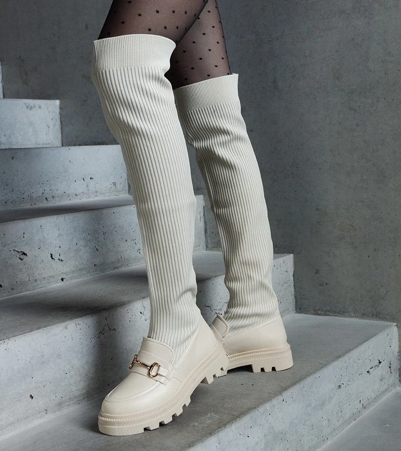 Gemre Cizme bej deschis cu față elastică și toc plat Vrissa