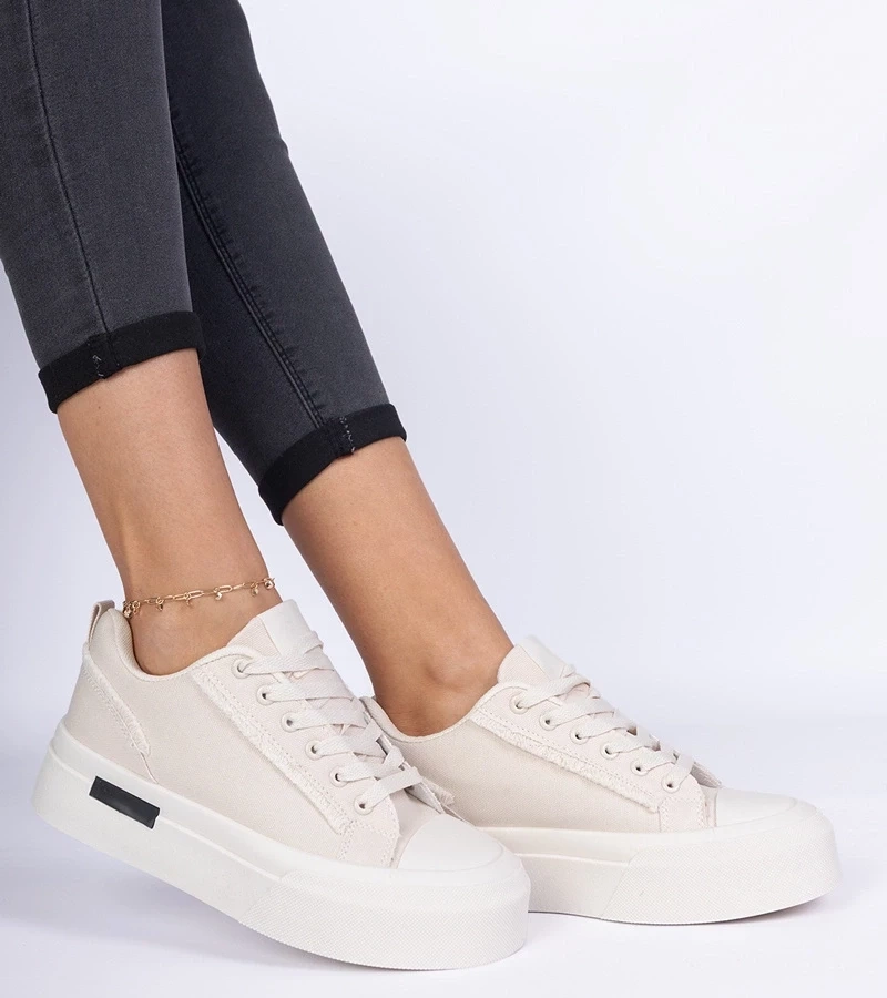 marka niezdefiniowana Beige women's canvas sneakers on a platform Verinos