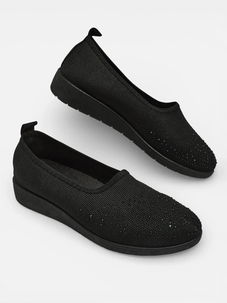 Dámske Slip-On topánky s kamienkami