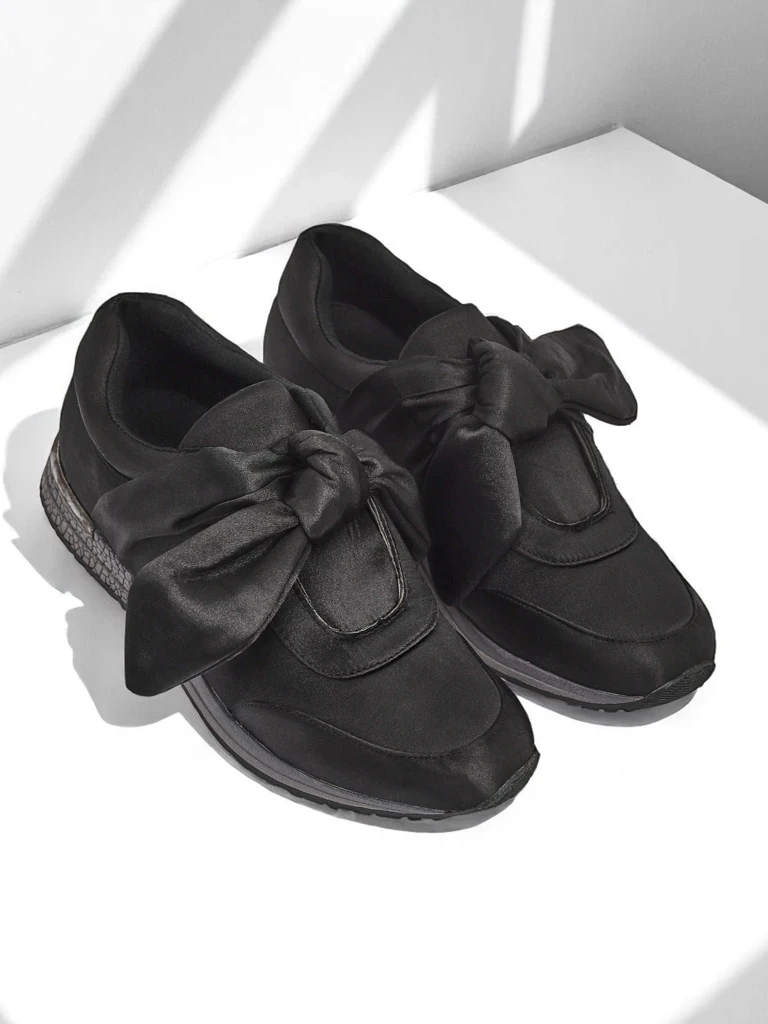 Resti Women's Sneakers with Bow Socca