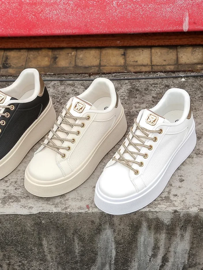 Resti Women's sporty sneakers with decorative laces Eone