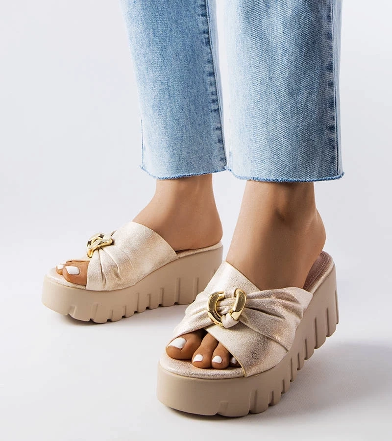 marka niezdefiniowana Laura gold flip-flops pentru femei pe tocuri