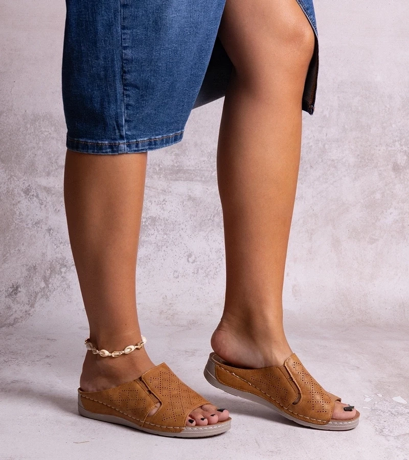 Gemre Pantofi perforați maro de la Maroun