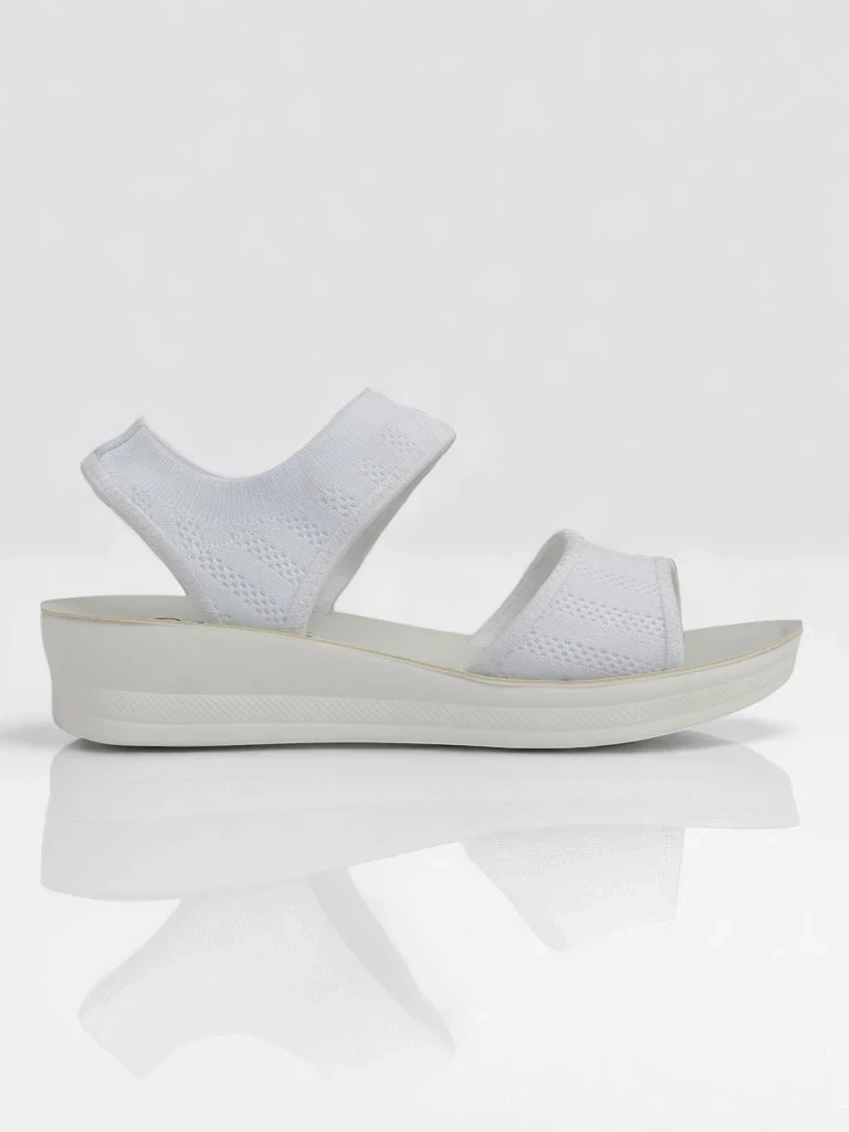 Resti Women&#039;s sandals with a thicker sole Viva Flex