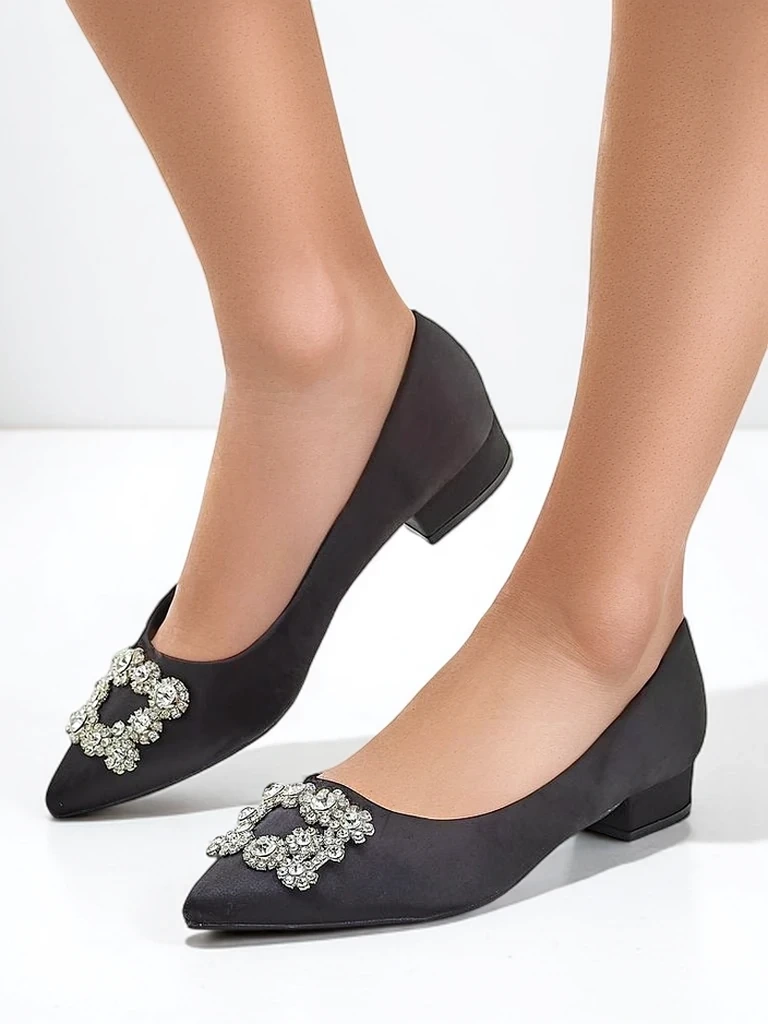 Resti Womens satin-like ballerinas with a buckle Legant