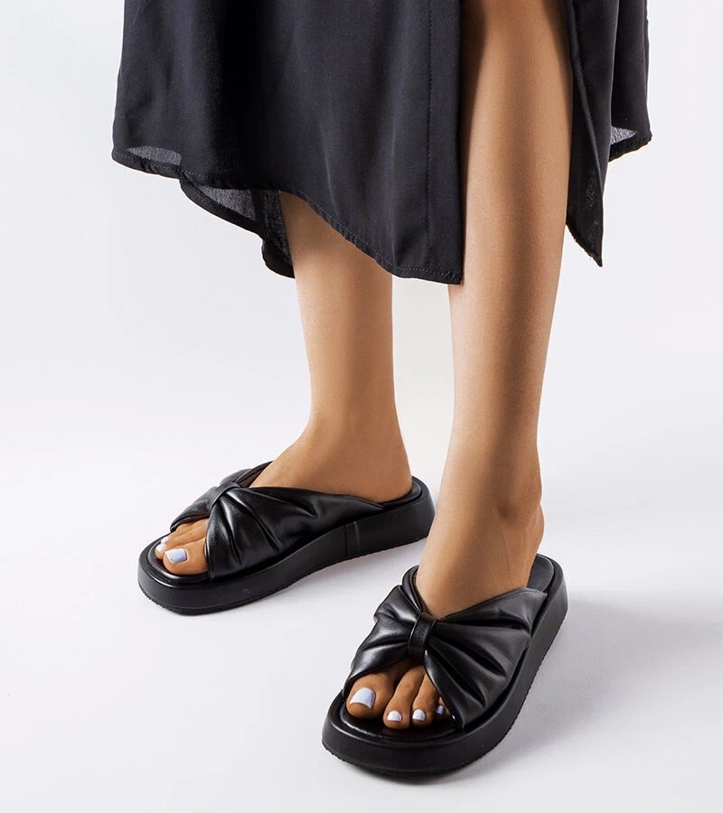 marka niezdefiniowana Flip-flops negri pe tocuri joase Hog