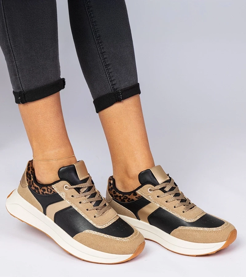 Gemre Adidași negri de damă cu sclipici și cu un model animalier Markuta