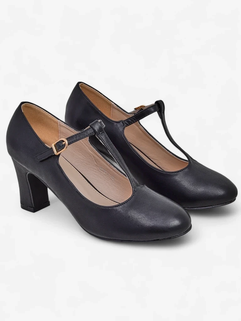 Resti Women&#039;s eco leather pumps with straps Pasello