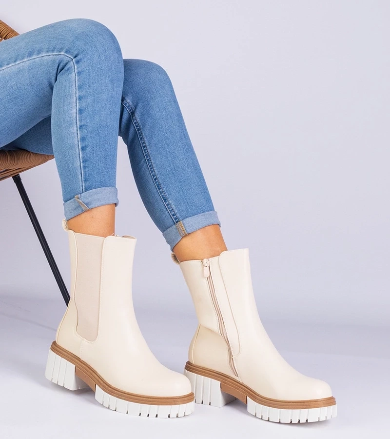 marka niezdefiniowana Black cowboy boots on the block heel Abigail
