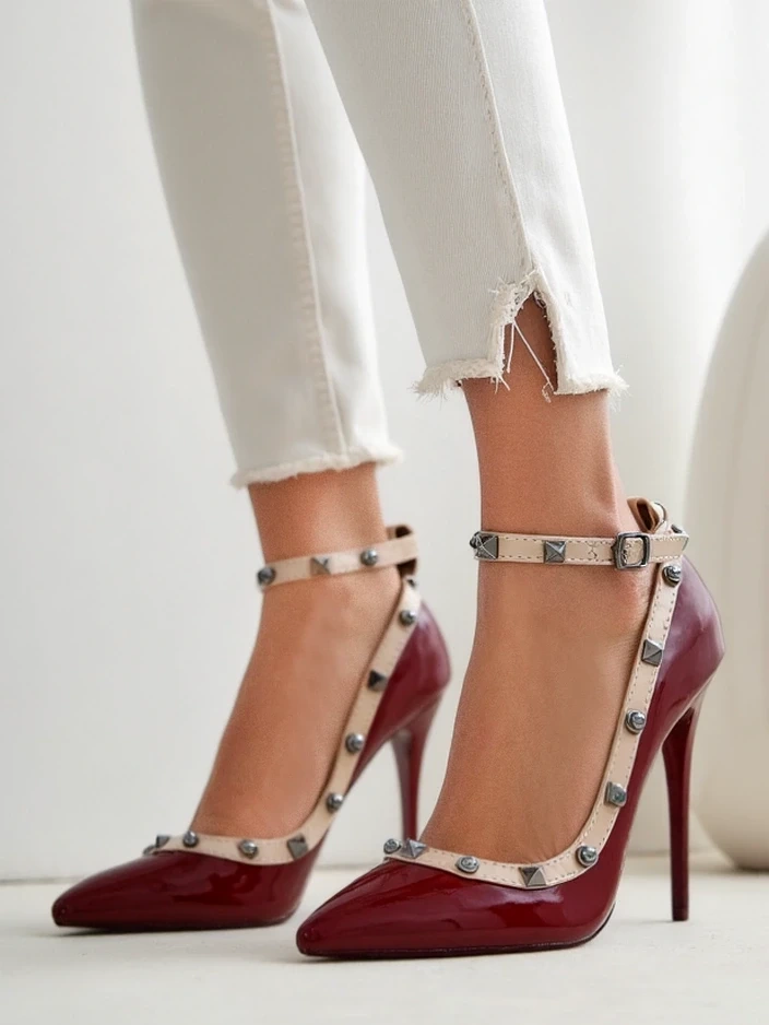 Resti Patent leather women&#039;s stiletto heels with studs Qoscalle