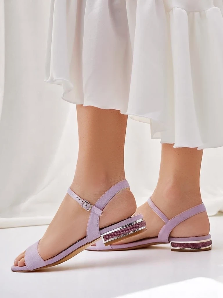 Resti Women's sandals on a flat sole Aronies
