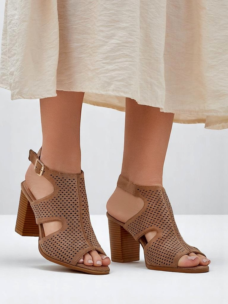 Resti Women’s perforated block‑heel sandals Abetle