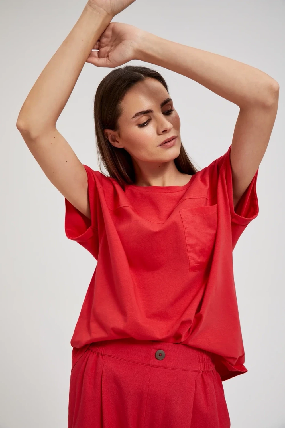 Women's T-shirt with pocket MOODO - red