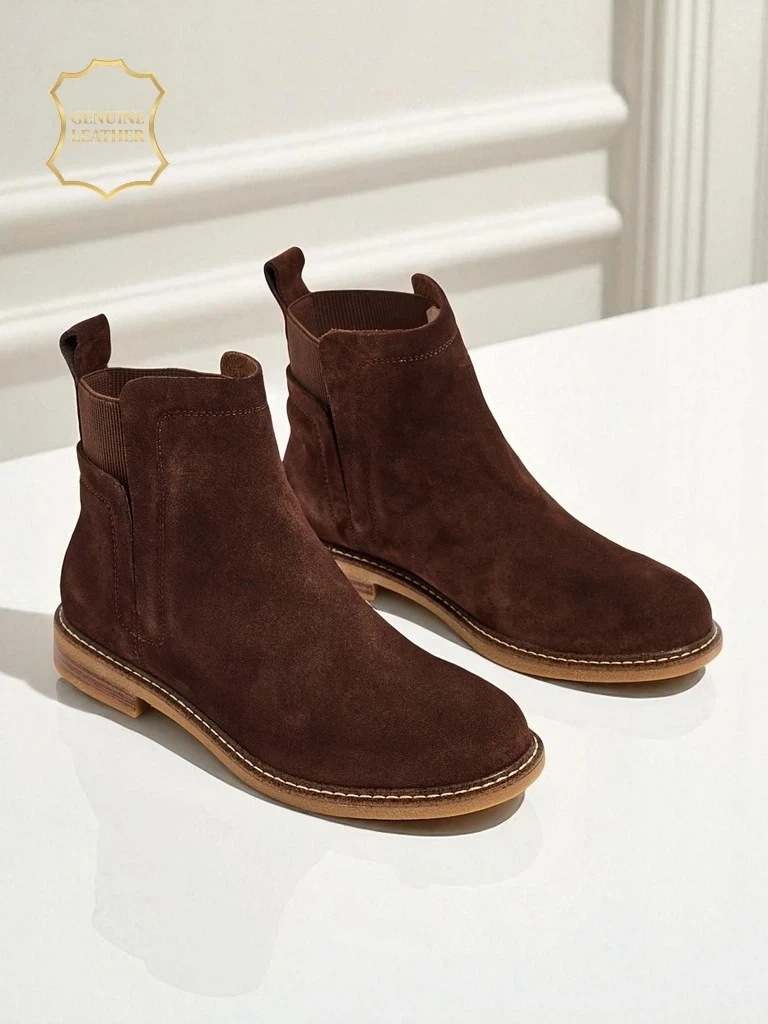 Resti Cuoio Elegante: Brown Suede Ankle Boots for Stylish Women