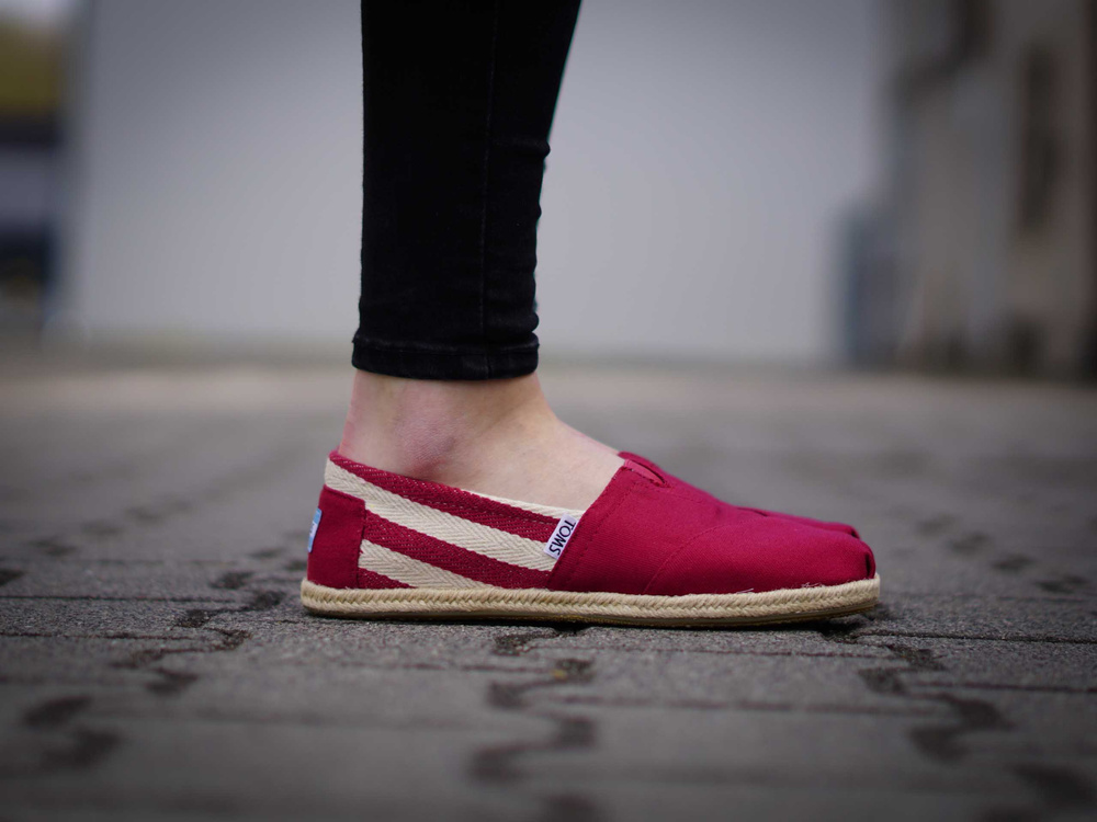 Toms - Classic červené espadrilky