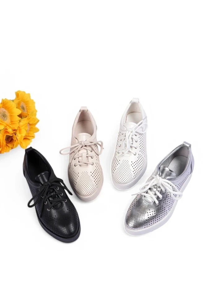 Resti Women's perforated loafers Gofielle