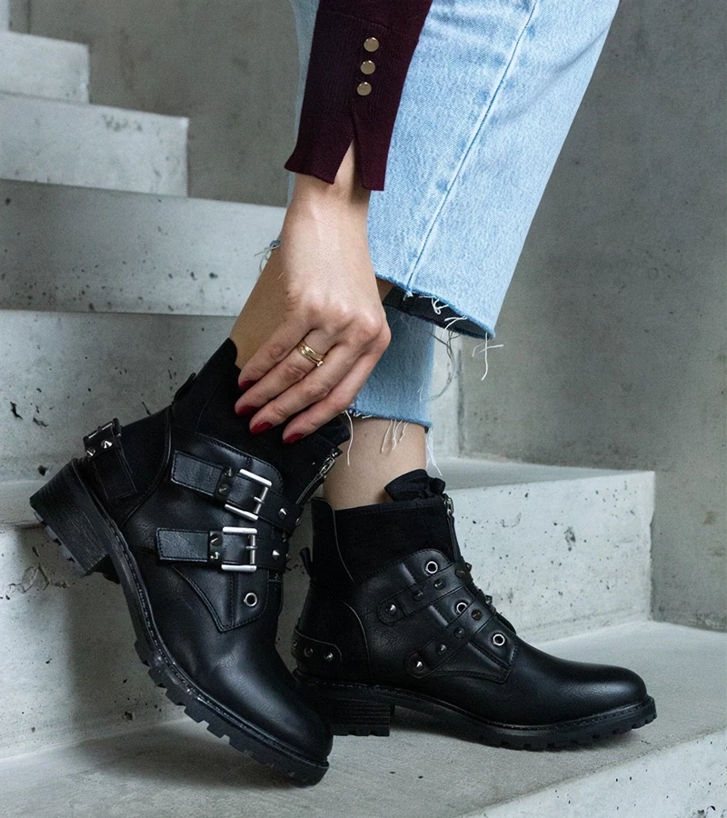 Gemre Neffa ghete negre decorate cu ținte cu toc plat