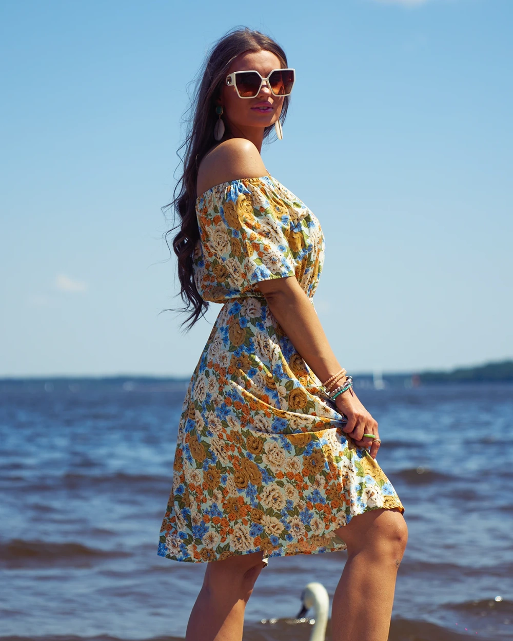 Resti Women's floral mini dress a'la hiszpanka in beige