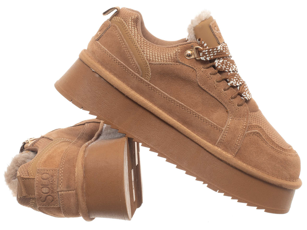 Боти с връзки в камила цвят