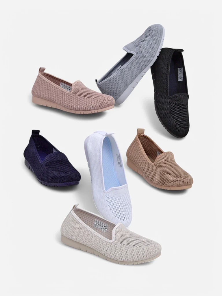 Resti Women's Fabric Moccasins Caerit