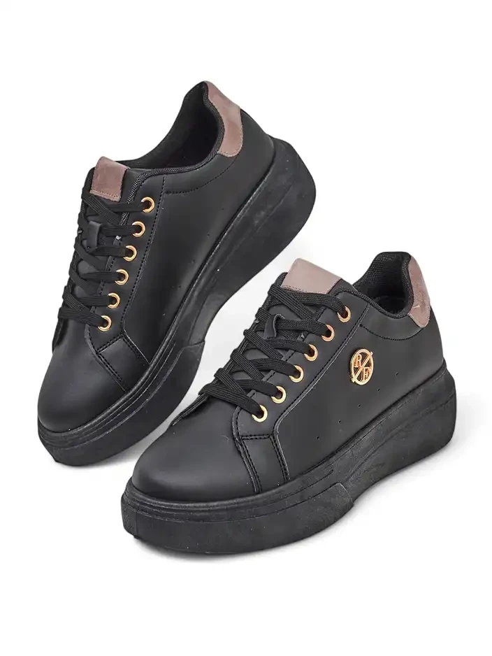 Resti Women&#039;s sporty sneakers Clevermood