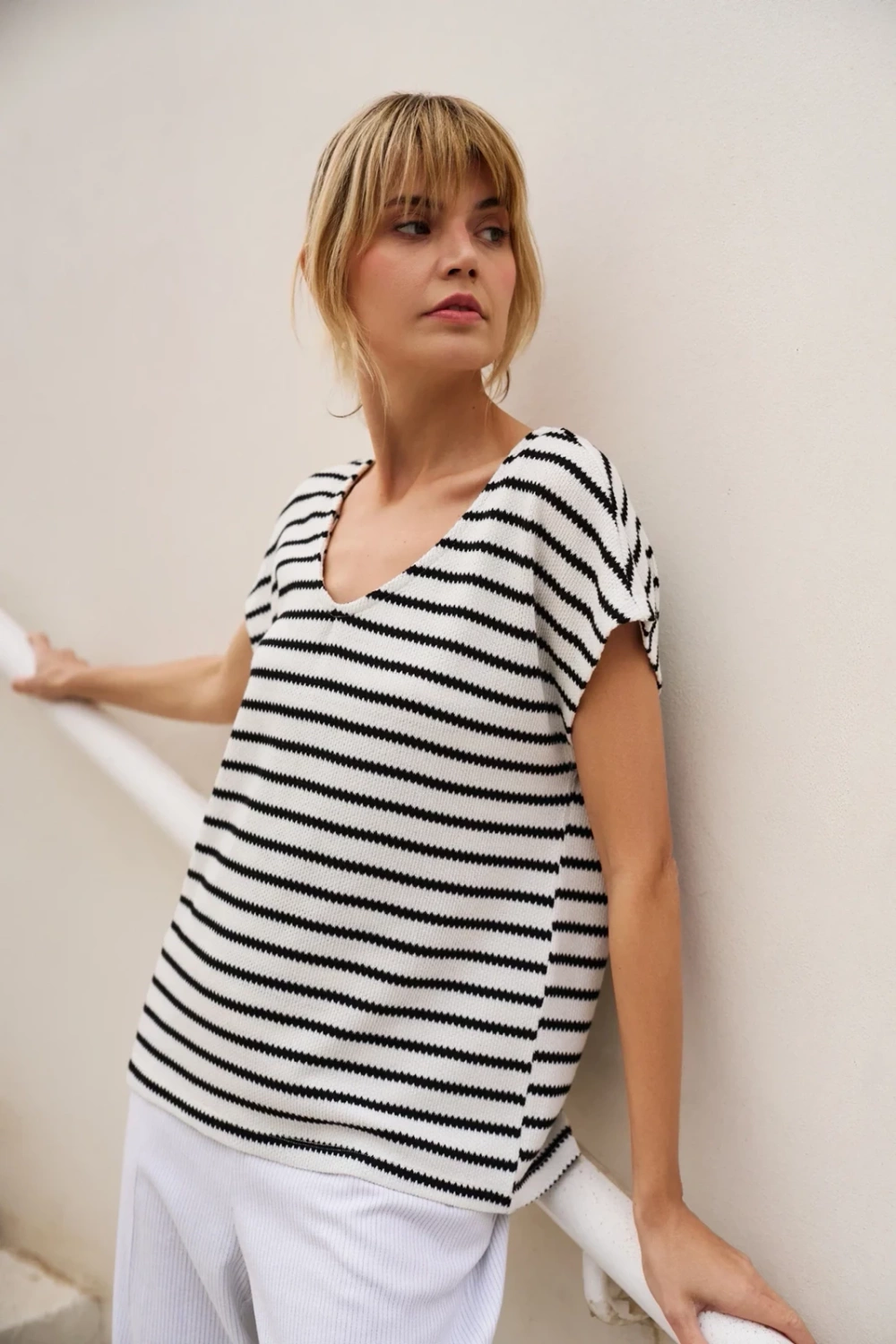 Marisse Women's T-Shirt L-Ts-4694 White_Black