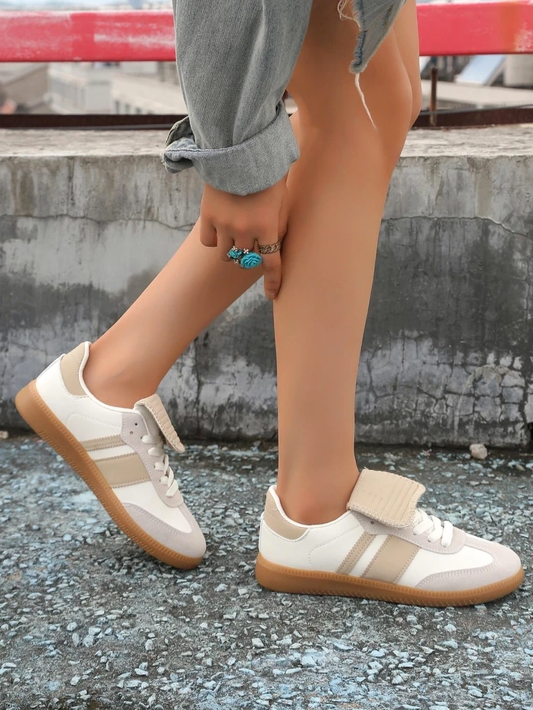 Resti Women's Sport Sneakers Ensire