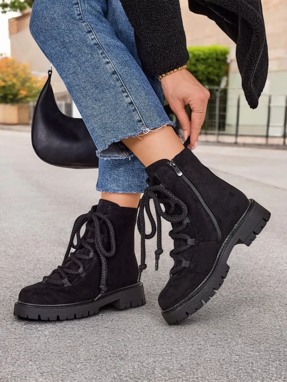 Resti Women&#039;s lace-up boots Vemioz