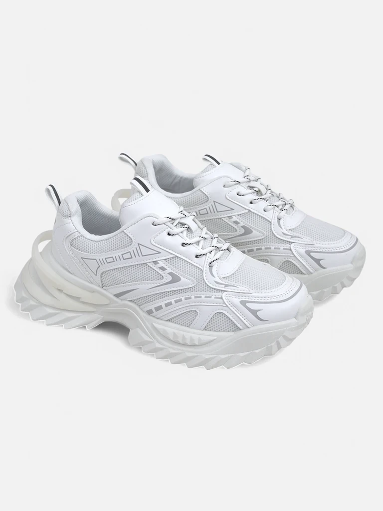 Resti Women&#039;s sports sneakers with a thicker sole Nettes