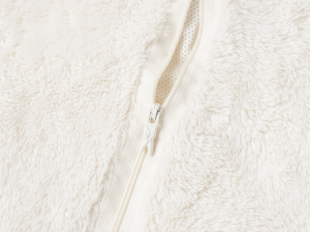 REEBOK - CL F VECTOR SHERPA Bunda