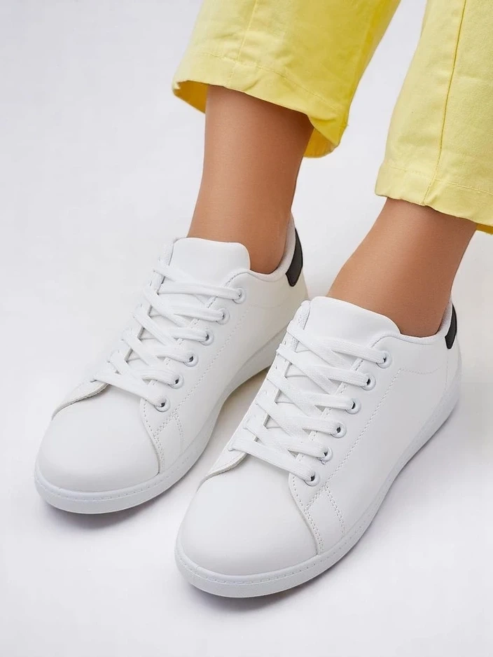 Resti Women&#039;s casual sport sneakers Apetir