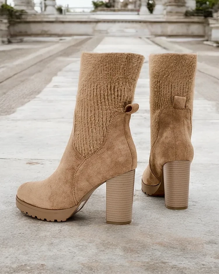 Resti Women&#039;s ankle boots on a post Libbo