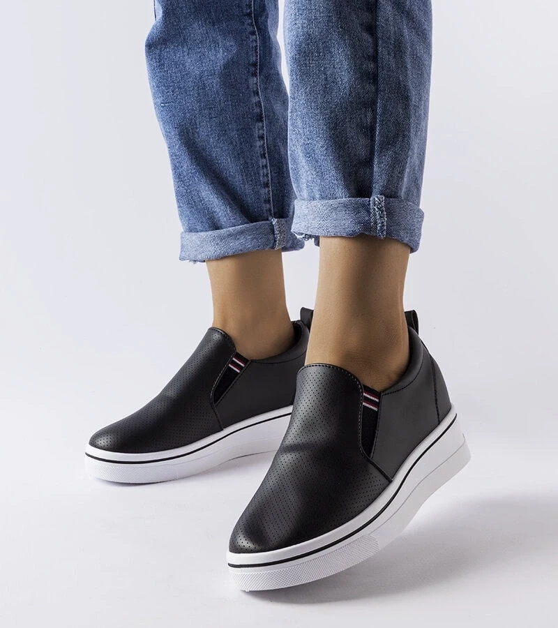 Gemre Pantofi sport cu platformă neagră Dionisia