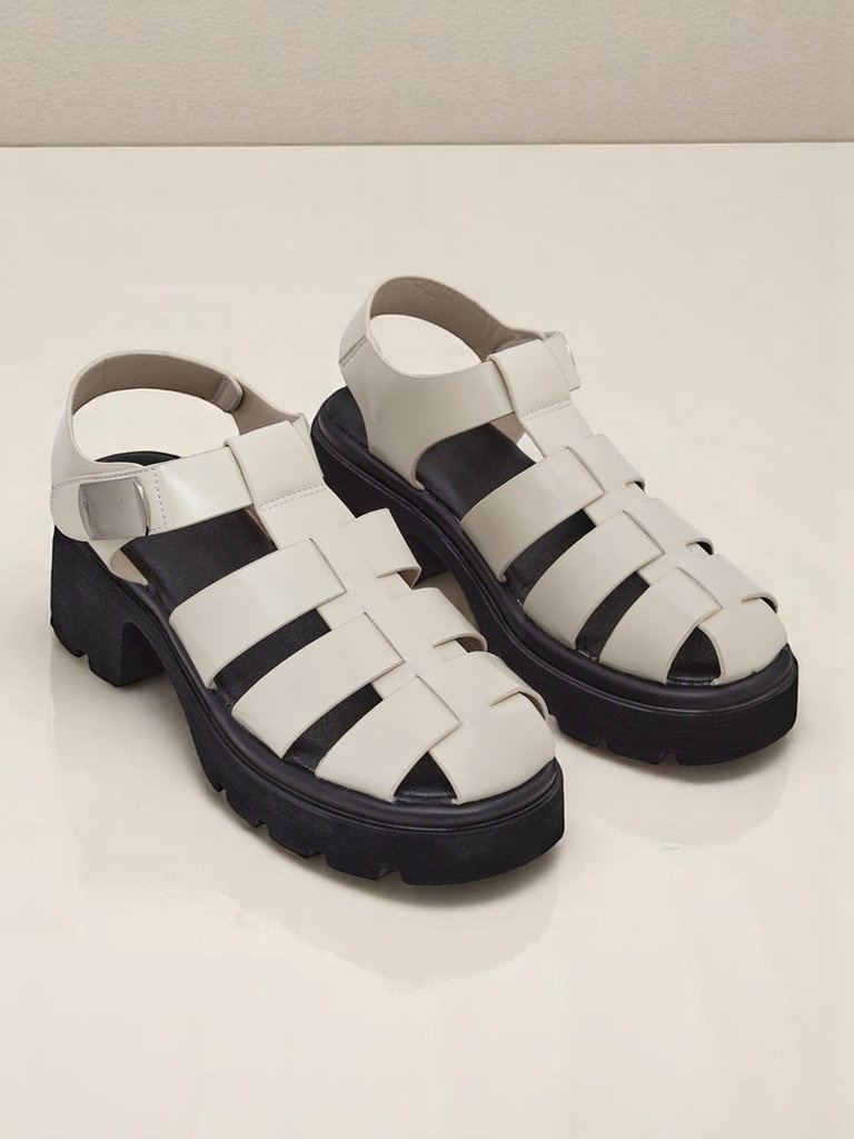 Resti Royal Fashion Women's Roman-style Bratz sandals