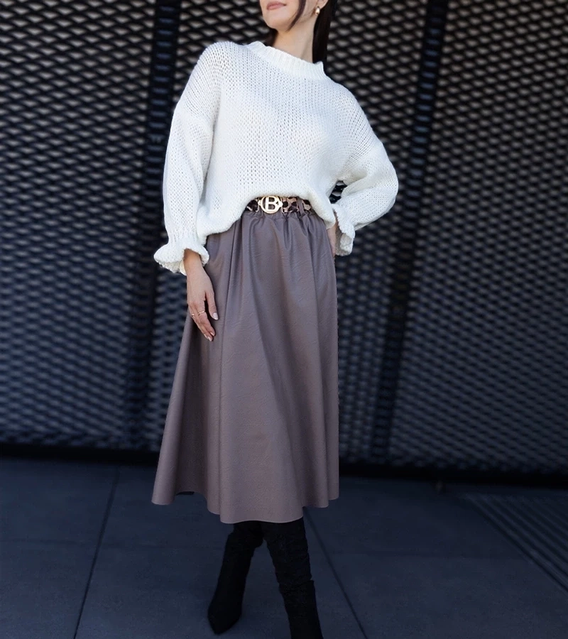 UR/CEO White asymmetrical sweater Castia