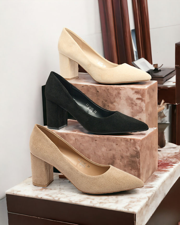 Resti Women&#039;s eco-suede Apessta pumps