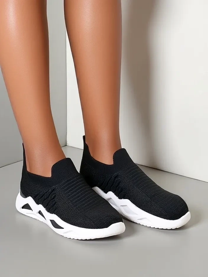 Resti Slip-on women's sneakers with rhinestones Elavises