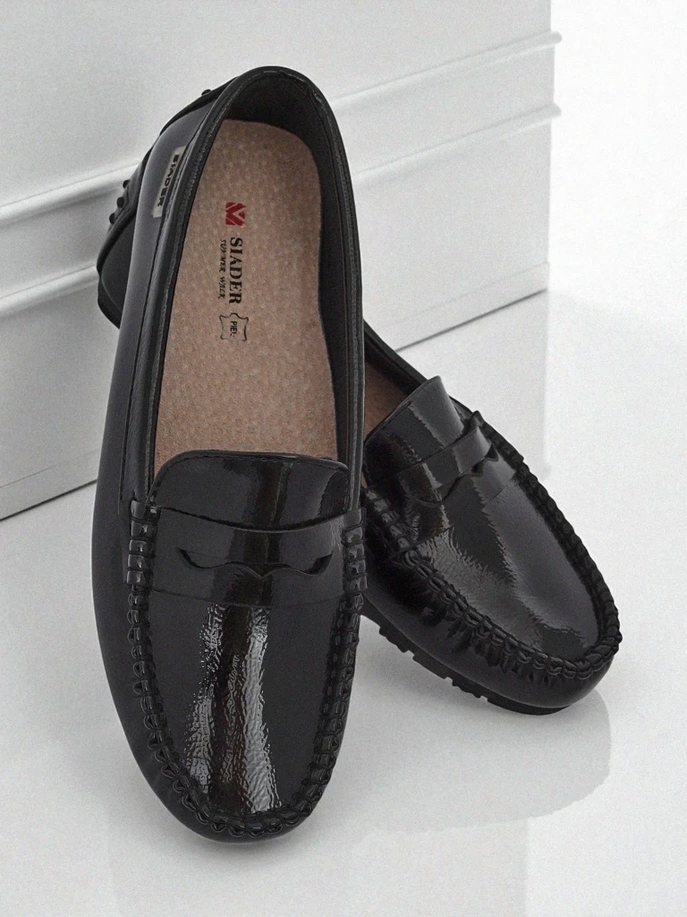 Resti Women&#039;s Cyra Nero Moccasins made of patent eco-leather, classic Italian style