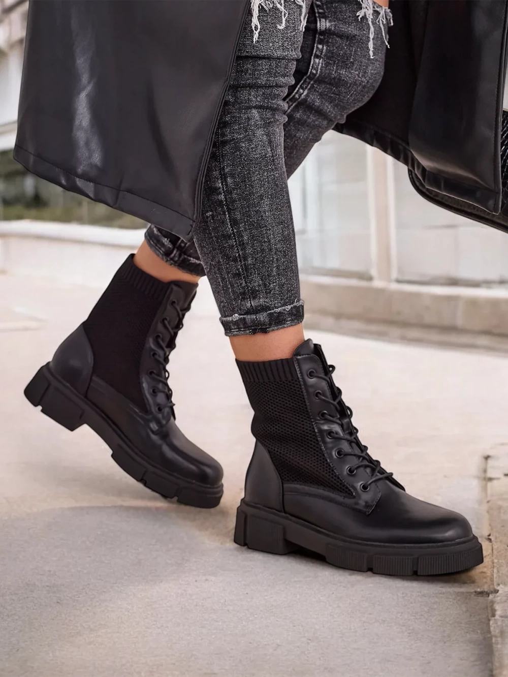 Resti Openwork Women&#039;s flat ankle boots Rowic