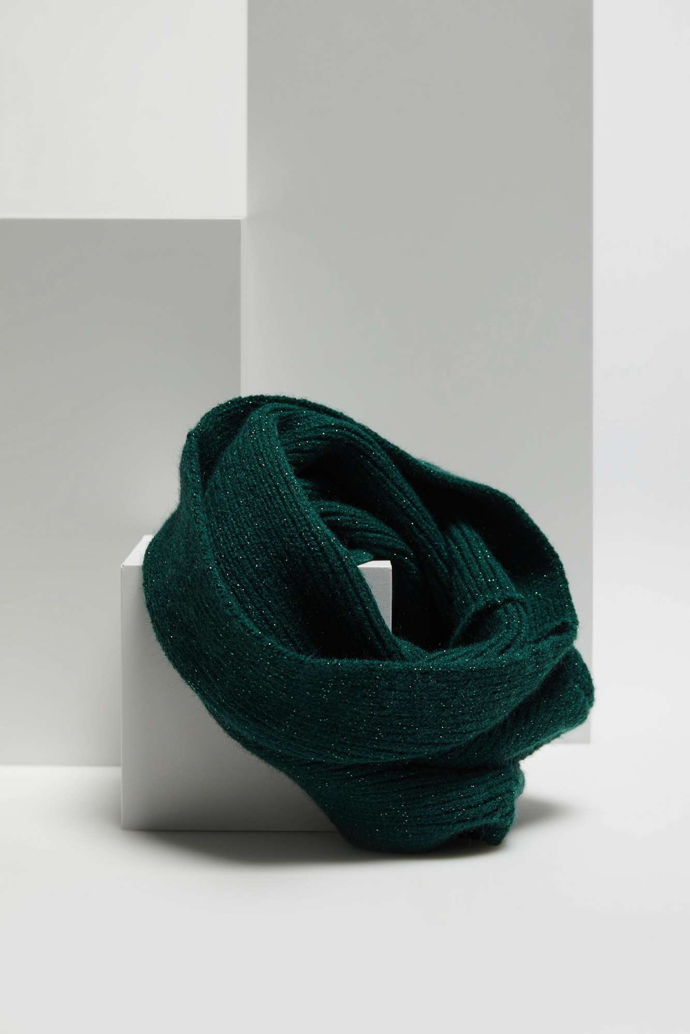 Marisse Emerald Scarf With Metallic Thread